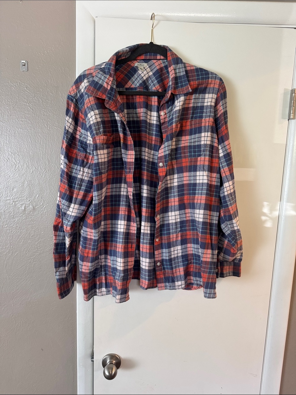 LL Bean Red and Blue Plaid Button-Up Shirt Sz XL
